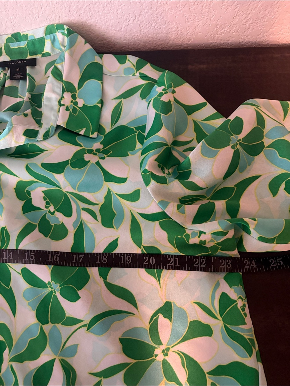 Halogen Green & Blue Satin Floral Button Down Blouse Size XL Career Wear - Picture 5 of 7